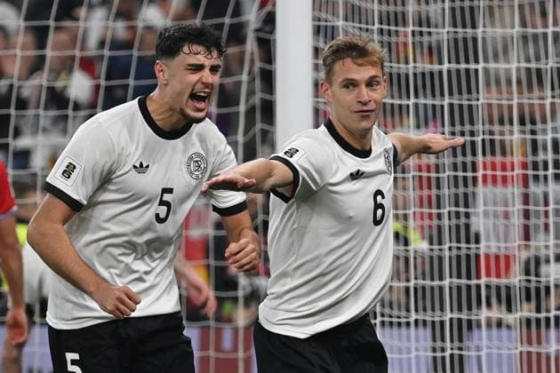 10 10 2025, xjrdrx, Football World Cup Qualification 2026, Germany Luxembourg v l Goal celebration after the goal to celebrate the goal celebrate 4 0 by Joshua Kimmich German National Football Team DFB DFL DFB REGULATIONS PROHIBIT ANY USE OF PHOTOGRAPHS as IMAGE SEQUENCES and or QUASI VIDEO Sinsheim