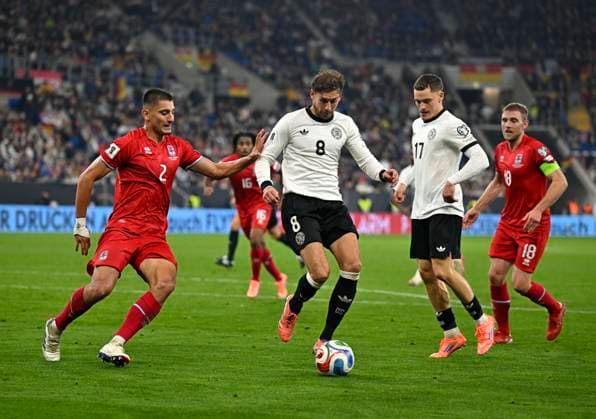 10 10 2025, Football World Cup Qualification Europe 2025 26, Matchday 7, Germany Luxembourg, in the PreZero Arena Sinsheim f l Seid Korac Luxembourg , Leon Goretzka Germany , Florian Wirtz Germany and Laurent Jans Luxembourg