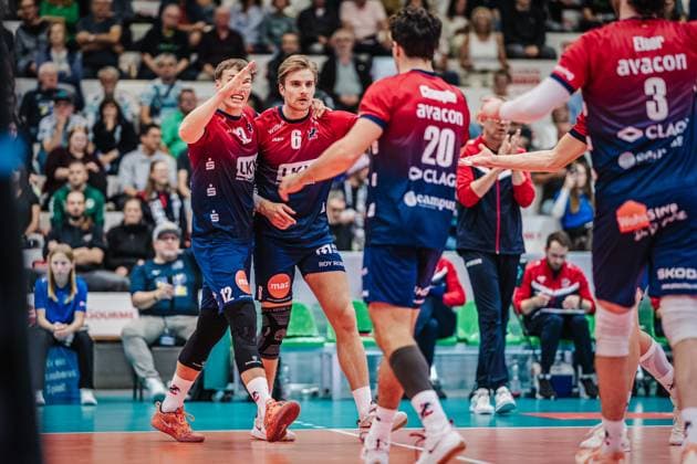 Volleyball mens season 2025 2026 League Cup 2025 SVG Lüneburg vs FT 1844 Freiburg 10 10 2025 The SVG Lüneburg team celebrates