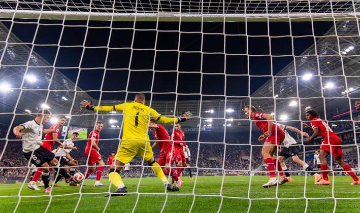 10 10 2025, Soccer World Cup Qualification Europe 2025 26, Matchday 7, Germany Luxembourg, in the PreZero Arena Sinsheim Goal kick to 4 0 by Josua Kimmich left, Germany against goalkeeper Anthony Moris Luxembourg
