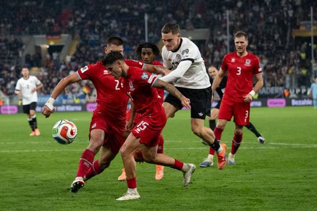 Goal kick, Florian Wirtz Germany, 17 , li Seid Korac Luxembourg, 02 , Olivier Thill Luxembourg, 15 GER, Germany vs. Luxembourg, Football, Men, World Cup Qualification Europe, Matchday 7, Season 2025 2026, 10 10 2025, GER, Germany vs. Luxembourg, Football, Men, World Cup Qualification Europe, Matchday 7, Season 2025 2026, 10 10 2025 Sinsheim Copyright: xEibner-Pressefoto WolfgangxFrankx EP_WFK