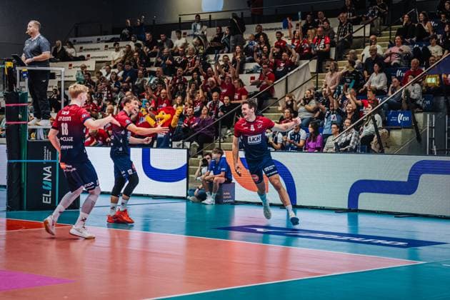 Volleyball mens season 2025 2026 League Cup 2025 SVG Lüneburg vs FT 1844 Freiburg 10 10 2025 The SVG Lüneburg team celebrates