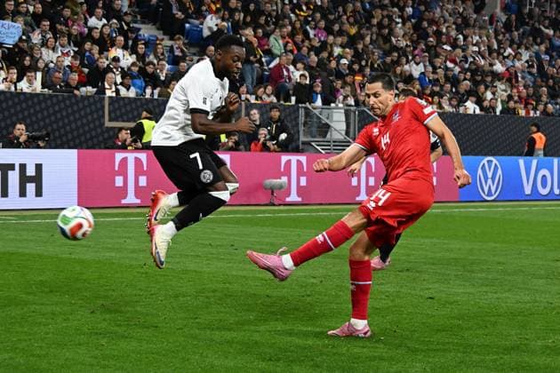 10 10 2025, xsltx, Football World Cup Qualification 2026, Germany Luxembourg v l Ridle Baku German National Football Team DFB Eric Veiga Luxembourg duel, action, action, battle for the ball DFL DFB REGULATIONS PROHIBIT ANY USE OF PHOTOGRAPHS as IMAGE SEQUENCES and or QUASI VIDEO Sinsheim