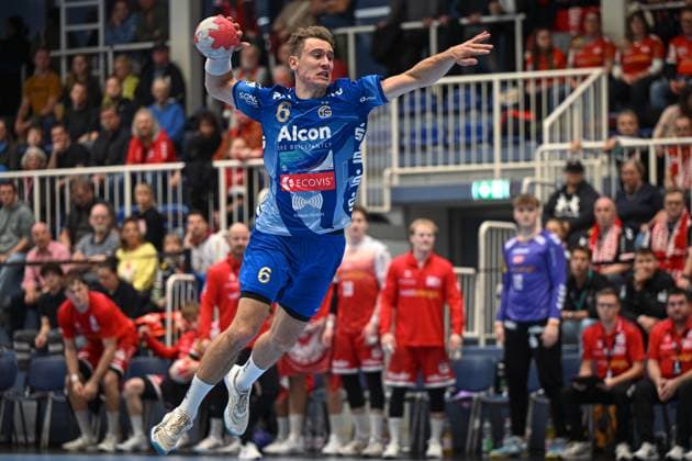 Germany, Handball, 2 Bundesliga, Matchday 7, 2025 2026, TuSEM Essen vs TV Großwallstadt, 10 10 2025, Sporthalle Am Hallo, Essen, Germany, Moritz Klenk TV Großwallstadt, 6 on goal throw Copyright: xMarkusxVerwimpx