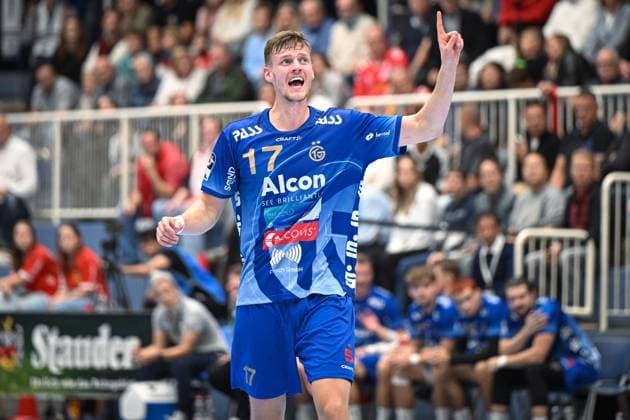 Germany, Handball, 2 Bundesliga, 7 Matchday, 2025 2026, TuSEM Essen vs TV Großwallstadt, 10 10 2025, Sporthalle Am Hallo, Essen, Germany, Sebastian Trost TV Großwallstadt, 17 gives command Copyright: xMarkusxVerwimpx