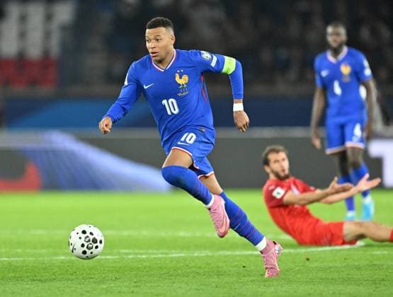 France v Azerbaijan - FIFA World Cup, WM, Weltmeisterschaft, Fussball 2026 Qualifying PARIS, FRANCE - OCTOBER 10: Kylian Mbappe of France in action during the FIFA World Cup 2026 Qualifying Group D match between France and Azerbaijan at Parc des Princes stadium in Paris, France on October 10, 2025. Mustafa Yalcin Anadolu Paris France. Editorial use only. Please get in touch for any other usage.  Copyright: x2025xAnadoluxMustafaxYalcinx