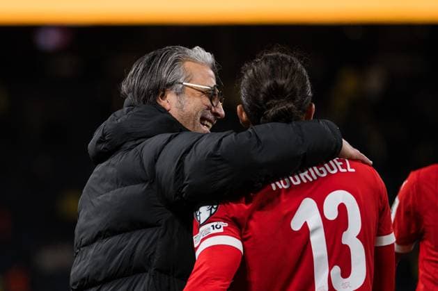 251010 Head coach Murat Yakin of Switzerland after the FIFA World Cup Qualifier football match between Sweden and Switzerland on October 10, 2025 in Stockholm Photo Simon Hastegard BILDBYRAN kod SH JM0740 bbeng fotboll football soccer fotball vm kval kval fifa world cup qualifier qualifier qualification sverige sweden sverige a schweiz switzerland  Copyright: SIMONxHASTEGARD BB251010SH105