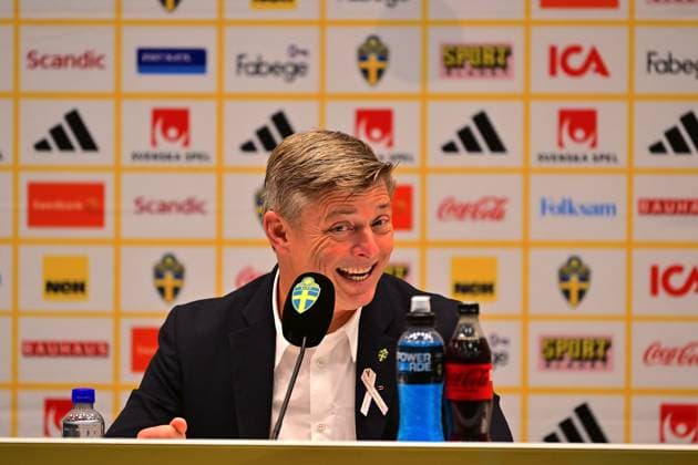 Strawberry Arena, Solna, Sweden, Oct 10th 2025: head coach Jon Dahl Tomasson (Sweden) during the press conference, PK, Pressekonferenz after the FIFA World Cup, WM, Weltmeisterschaft, Fussball Qualifiers game on October 10th 2025 between Sweden and Switzerland at Strawberry Arena in Solna, Sweden (Peter Sonander SPP) Copyright: xPeterxSonander SPPx spp-en-PeSo-PSon-20251010-233646_PS_0842