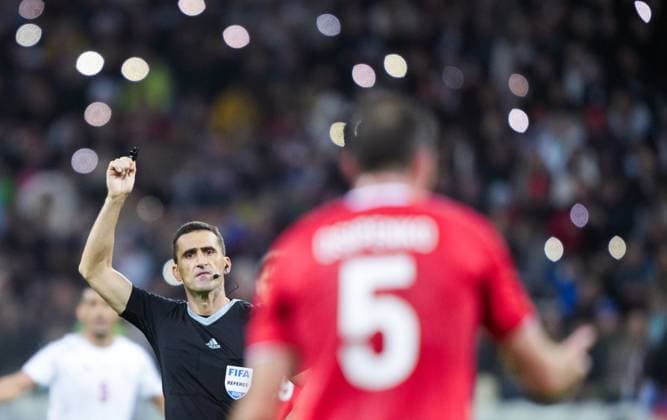 Russia Soccer Friendly Russia - Iran 9023724 10.10.2025 Chief Referee Nikola Dabanovic gestures during the friendly soccer match between Russia and Iran, in Volgograd, Russia. Alexander Vilf Sputnik Volgograd Russia  Copyright: xAlexanderxVilfx