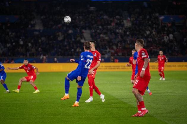 October 10, 2025, Paris, Å½Le-De-France, France: October 10, 2025, Paris, France: Theo Hernandez at the Parc des Princes during France - Azerbaijan. Paris France - ZUMAp284 20251010_zip_p284_014 Copyright: xMickaelxPintax