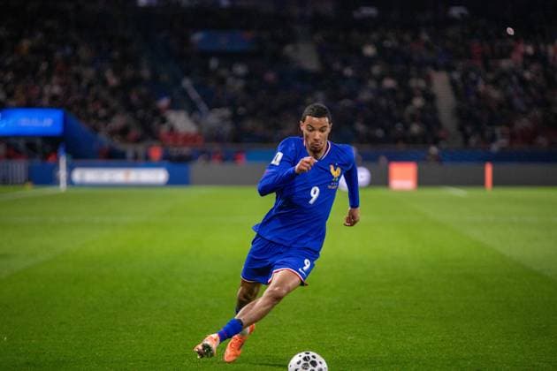 October 10, 2025, Paris, Å½Le-De-France, France: October 10, 2025, Paris, France: Hugo Ekitike at the Parc des Princes during France - Azerbaijan. Paris France - ZUMAp284 20251010_zip_p284_033 Copyright: xMickaelxPintax