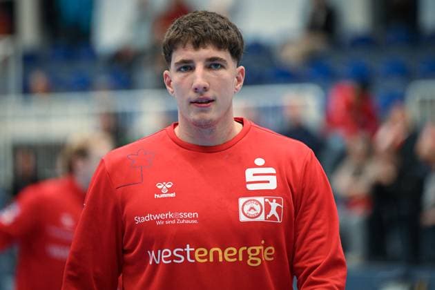 Germany, Handball, 2 Bundesliga, 7 Matchday, 2025 2026, TuSEM Essen vs TV Großwallstadt, 10 10 2025, Sporthalle Am Hallo, Essen, Germany, Valentin Willner TuSEM Essen, 5 Copyright: xMarkusxVerwimpx