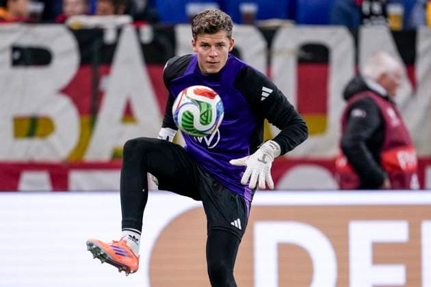 Finn Dahmen Goalkeeper, Germany, 21 , on the ball, single picture, single photo, action, action, 10 10 2025, Sinsheim Germany , Soccer, World Cup Qualification, Germany Luxembourg, THE EVENT REGULATIONS PROHIBIT ANY USE OF PHOTOGRAPHS AS IMAGE SEQUENCES AND OR QUASI VIDEOS xozx