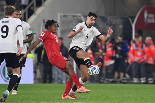 Alexander PAVLOVIC GER , action,duel against Leandro Barreiro LUX Soccer international, World Cup Qualification Group A Matchday 07 Germany GER Luxembourg LU 4 0 on 10 10 2025, PreZero Arena Sinsheim