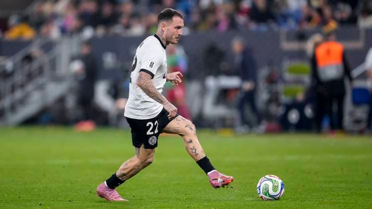 David Raum Germany, 22 , on the ball, cropped, full body, single image, single photo, action, action, 10 10 2025, Sinsheim Germany , Soccer, World Cup Qualification, Germany Luxembourg, THE EVENT REGULATIONS PROHIBIT ANY USE OF PHOTOGRAPHS AS IMAGE SEQUENCES AND OR QUASI VIDEOS xozx