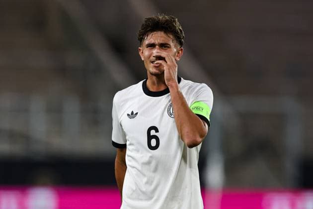 Tom Bischof Germany,6 European Championship qualification U 21 Group F international match Germany vs. Greece in the ad hoc Arena in the Ernst Abbe Sportfeld in Jena single picture,action,soccer,man,men,Germany,10 10 2025