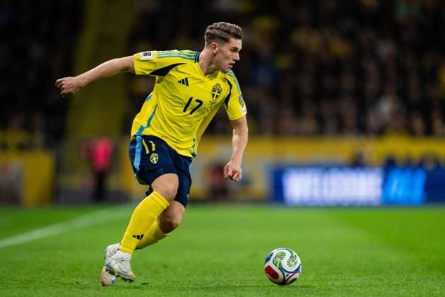251010 Viktor Gyökeres of Sweden during the FIFA World Cup Qualifier football match between Sweden and Switzerland on October 10, 2025 in Stockholm Photo Joel Marklund BILDBYRAN kod JM JM0740 bbeng fotboll football soccer fotball vm kval kval fifa world cup qualifier qualifier qualification sverige sweden sverige a schweiz switzerland  Copyright: JOELxMARKLUND BB251010JM158
