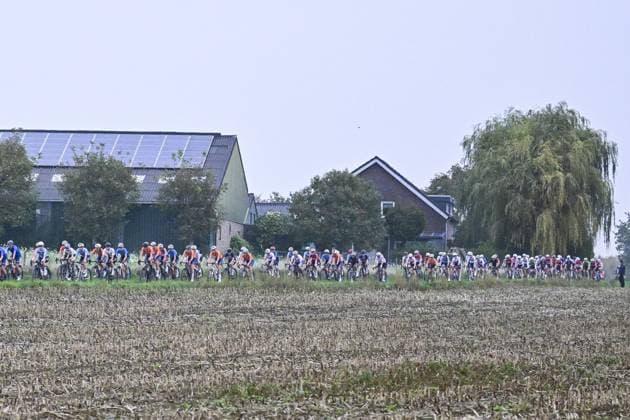 a pack of riders pictured in action during the women elite race at the UCI World Gravel Championships, Saturday 11 October 2025, in Maastricht, The Netherlands. DIRKxWAEM  x136520690x