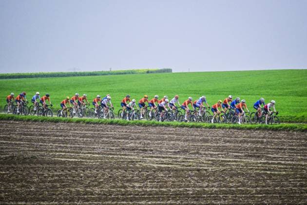 a pack of riders pictured in action during the women elite race at the UCI World Gravel Championships, Saturday 11 October 2025, in Maastricht, The Netherlands. DIRKxWAEM  x136523502x