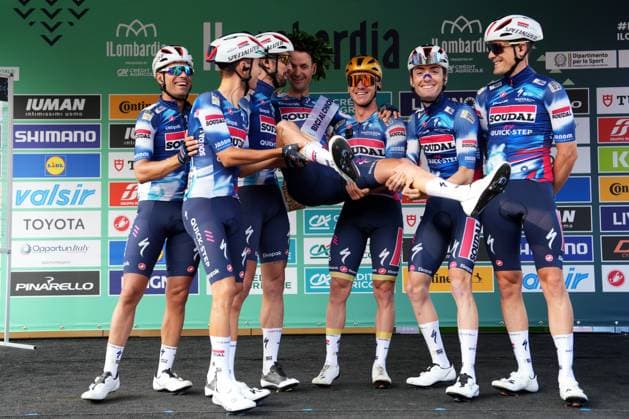 SOUDAL QUICK-STEP team during the 119th edition of the Il Lombardia, Tour of Lombardy cycling race, a 241 km one day race from Como to Bergamo on October 11, 2025, Italy.  Copyright: xGianxMattiaxD Alberto LaPressex