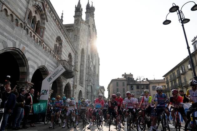 Start race during the 119th edition of the Il Lombardia, Tour of Lombardy cycling race, a 241 km one day race from Como to Bergamo on October 11, 2025, Italy.  Copyright: xGianxMattiaxD Alberto LaPressex