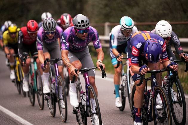 The pack rides cycles, centre MATTHEWS Michael, during the 119th edition of the Il Lombardia, Tour of Lombardy cycling race, a 241 km one day race from Como to Bergamo on October 11, 2025, Italy.  Copyright: xMarcoxAlpozzi LaPressex