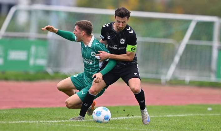11 10 2025 Football Season 2025 2026 Regionalliga Bayern 13 Matchday SpVgg Greuther Fürth Fuerth II U23 Kleeblatt SV Wacker Burghausen SVW xwoxzix Philipp Hack 13, SpVgg Greuther Fürth II Christoph Schulz 31, SV Wacker Burghausen