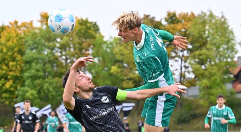 11 10 2025 Soccer Season 2025 2026 Regionalliga Bayern 13 Matchday SpVgg Greuther Fürth Fuerth II U23 Kleeblatt SV Wacker Burghausen SVW xwoxzix Christoph Schulz 31, SV Wacker Burghausen Christoph Meister 11, SpVgg Greuther Fürth II
