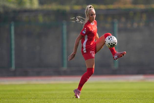 Como™s women Alisha Lehmann during the Serie A Women soccer match between Juventus Women and Como Women at the Stadium Comunale Vittorio Pozzo La Marmora in Biella, Italy - October 11, 2025. - Soccer  Copyright: xFabioxFerrari LaPressex