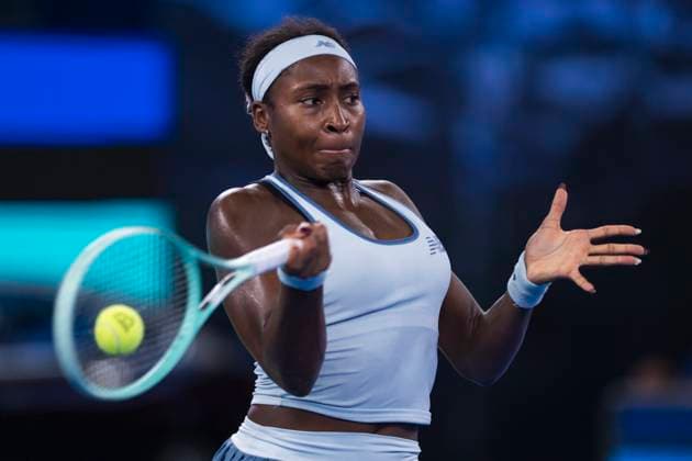 (251011) -- WUHAN, Oct. 11, 2025 -- Coco Gauff hits a return during the women s singles semifinal between Jasmine Paolini of Italy and Coco Gauff of the United States at the 2025 Wuhan Open tennis tournament in Wuhan, central China s Hubei Province, Oct. 11, 2025. ) (SP)CHINA-WUHAN-TENNIS-WUHAN OPEN-WOMEN S SINGLES (CN) WuxZhizun 
