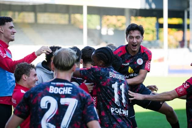 Germany, Soccer, Regionalliga Südwest, Season 2025 2026, Matchday 12 SC Freiburg II vs KSV Hessen Kassel Dreisamstadion Freiburg Danny Breitfelder KSV Hessen Kassel , 22 Goal, Goal celebration, Emotions, Goal kick, Joy, Cheering, Freiburg Dreisamstadion Baden Württemberg Germany Copyright: xFINLEYxMÖRCHx