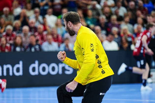 Andreas Wolff THW Kiel, 33 GER, SG Flensburg Handewitt vs THW Kiel, Handball, Bundesliga, Matchday 8, Season 2026 2026, 11 10 2025 GER, SG Flensburg Handewitt vs THW Kiel, Handball, Bundesliga, Matchday 8, Season 2026 2026, 11 10 2025 Flensburg Copyright: xEibner-Pressefoto MarcelxvonxFehrnx EP_MFN