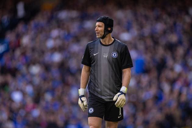Football - LFC Foundation Friendly - Chelsea FC Legends v Liverpool FC Legends LONDON, ENGLAND - Saturday, October 11, 2025: Chelsea s goalkeeper Petr Cech during the LFC Foundation match between Chelsea FC Legends and Liverpool FC Legends at Stamford Bridge. (Photo by David Rawcliffe Propaganda) LONDON Stamford Bridge GREATER LONDON ENGLAND  Copyright: xDavidxRawcliffex P2025-10-11-Chelsea_Legends_Liverpool_Legends-115