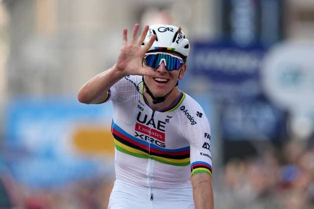 POGACAR Tadej wins the 119th edition of the Il Lombardia, Tour of Lombardy cycling race, a 241 km one day race from Como to Bergamo on October 11, 2025, Italy.  Copyright: xGianxMattiaxD Alberto LaPressex