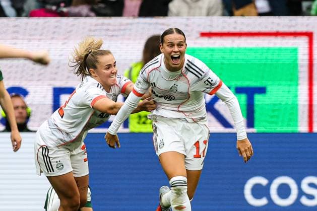 Goalscorer Klara Bühl Bayern Munich,17 scores to 0 1 Google Pixel Womens Bundesliga Season 2025 2026 VfL Wolfsburg vs FC Bayern Munich at the Volkswagen Arena in Wolfsburg Action,Soccer,Woman,Women,Ladies,Germany,11 10 2025