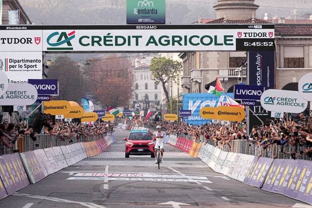 POGACAR Tadej wins the 119th edition of the Il Lombardia, Tour of Lombardy cycling race, a 241 km one day race from Como to Bergamo on October 11, 2025, Italy.  Copyright: xMarcoxAlpozzi LaPressex