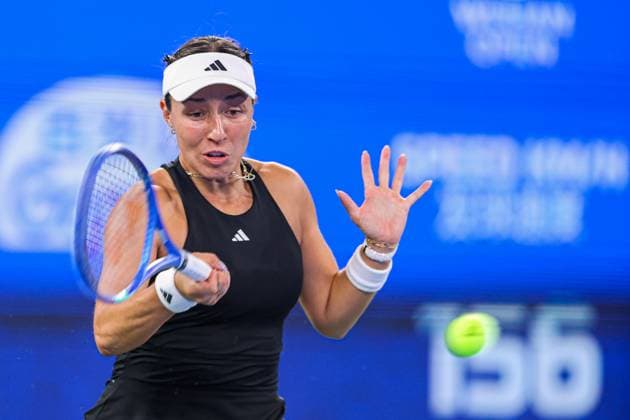 WUHAN, CHINA - OCTOBER 11: Jessica Pegula of the United States returns a shot in the Women s Singles Semifinal match against Aryna Sabalenka of Belarus on day 8 of 2025 Wuhan Open at Optics Valley International Tennis Center on October 11, 2025 in Wuhan, Hubei Province of China.  Copyright: xVCGx 111596588542