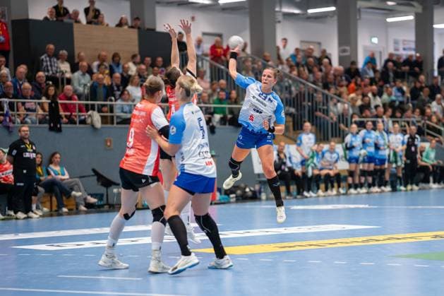 HSG Blomberg Lippe GER vs Sport Union Neckarsulm GER , Handball, 1 Handball Bundesliga Women, 5 Matchday, 11 10 2025, Season 2025 2026, Blomberg Munia Smits Sport Union Neckarsulm, 23 in goal Blomberg Sporthalle an der Ulmenallee Germany