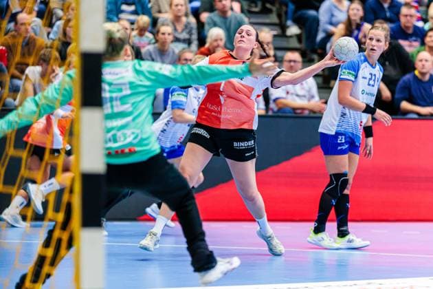 v l Johanna Fossum Sport Union Neckarsulm, 12 , Diana Magnusdottir HSG Blomberg Lippe, 07 GER, HSG Blomberg Lippe vs Sport Union Neckarsulm, Handball, 1 Bundesliga Women, Matchday 5, Season 2025 2026, 11 10 2025 GER, HSG Blomberg Lippe vs Sport Union Neckarsulm, Handball, 1 Bundesliga Women, Matchday 5, Season 2025 2026, 11 10 2025 Blomberg Copyright: xEibner-Pressefoto JanxRollingerx EP_JSK