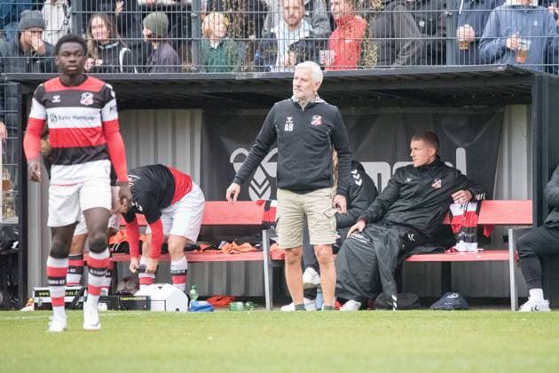 Soccer I Men I Season 2025 2026 I Regionalliga Nord I 14 Matchday I Altona 93 SV Drochtersen Assel I 11 10 2025 Andreas Bergmann AFC, Head Coach For editorial use only Hamburg Adolf Jäger Kampfbahn, Griegstr 62 Hamburg Germany Copyright: xLobeca RobertoxSeidelx