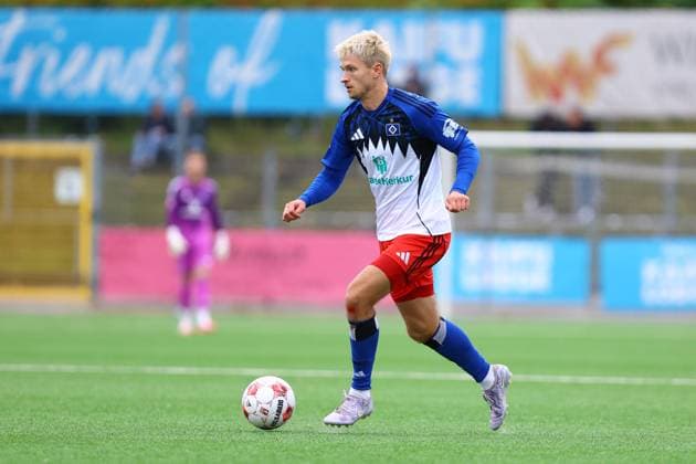 16 Noah Katterbach Hamburger SV U21 Fußball I Herren I Regionalliga Nord I Saison 2025 2026 I 14 Spieltag I Hamburger SV U21 SV Werder Bremen U23 I 11 10 2025 I Stadion Hoheluft