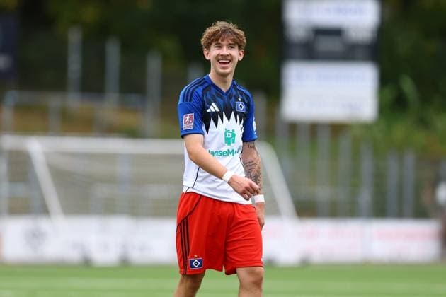 8 Davis Rath Hamburger SV U21 Fußball I Herren I Regionalliga Nord I Saison 2025 2026 I 14 Spieltag I Hamburger SV U21 SV Werder Bremen U23 I 11 10 2025 I Stadion Hoheluft