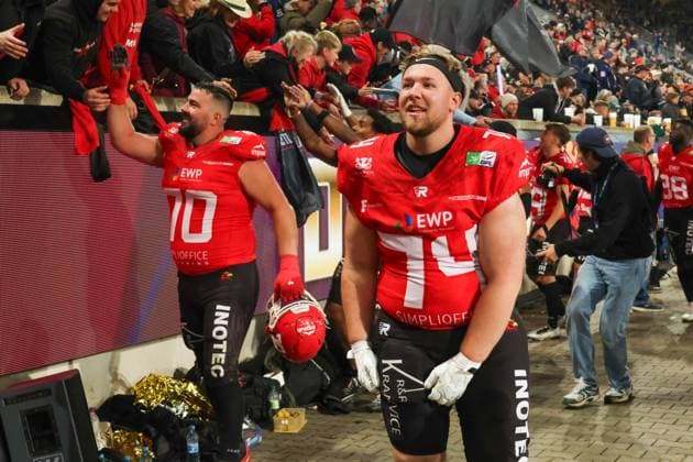 Nemanja Graovac (Potsdam Royals, 70) ans 74pro are happy.,GFL Bowl 2025 , Dresden Monarchs vs Potsdam Royals, 2025_10_11 , Photo : Foot.Bowl Thomas Sobotzki Copyright: xFootxBowl ThomasxSobotzkix