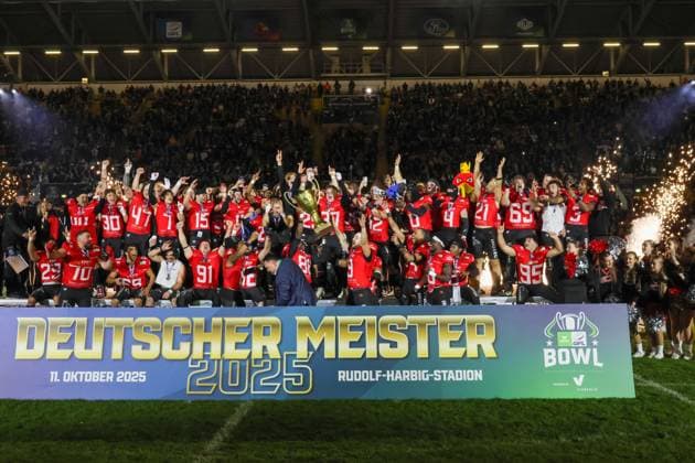 The Winner Potsdam Royals, GFL Bowl 2025 , Dresden Monarchs vs Potsdam Royals, 2025_10_11 , Photo : Foot.Bowl Thomas Sobotzki Copyright: xFootxBowl ThomasxSobotzkix