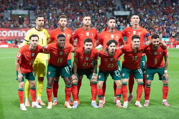 October 11, 2025, Lisbon, Lisbon, Portugal: Portugal players pose for a team photo before the start of the game of Matchday 7 of Group 7 for World Cup 2026 Qualifier between Portugal and Republic of Ireland at Estadio Jose de Alvalade Lisbon Portugal - ZUMAs359 20251011_zsp_s359_049 Copyright: xAlexandrexdexSousax
