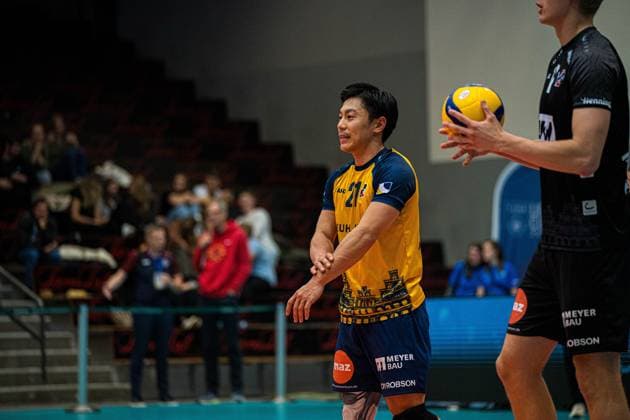 Volleyball I Men I Season 2025 2026 I Volleyball Bundesliga Ligacup I VfB Friedrichshafen SVG Lüenburg I 11 10 2025 Sho Takahashi 21, SVG Lüneburg Single image Copyright: xLobeca Bjorn-OlexKehmx