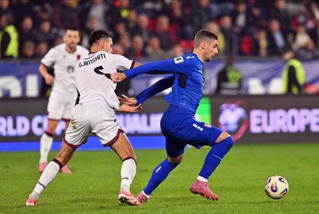 SERBIA vs ALBANIA ANDREJ ILIC, fudbaler reprezentacije Srbije, na utakmici kvalifikacija za FIFA Svetsko prvenstvo protiv Albanije na stadionu Dubocica. Leskovac, 11.10.2025. foto: Fudbal, Reprezentacija, Srbija, Albanija, Kvalifikacije za Svetsko prvenstvo Leskovac Dubocica stadium Serbia Copyright: xMarkoxMetlas xMNxPressx