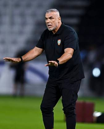 UNITED ARAB EMIRATES v OMAN-2026 FIFA World Cup, WM, Weltmeisterschaft, Fussball ASIAN QUALIFIER PLAYOFFS Head coach of United Arab Emirates Cosmin Olaroiu reacts during the FIFA World Cup 2026 AFC Asian qualifiers playoffs group A match between United Arab Emirates and Oman at Jassim Bin Hamad Stadium in Doha, Qatar, on October 11, 2025. DOHA Qatar Copyright: xNOUSHADx