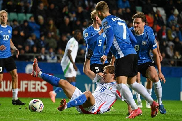 CALCIO - FIFA Mondiali - Qualifiers - Estonia vs Italy Nicolo Barella (Italia) in action during Qualifiers - Estonia vs Italy, FIFA World Cup, WM, Weltmeisterschaft, Fussball match in Tallin, Estonia, October 11 2025 Tallin Estonia  Copyright: xIPAxSport ABACAx