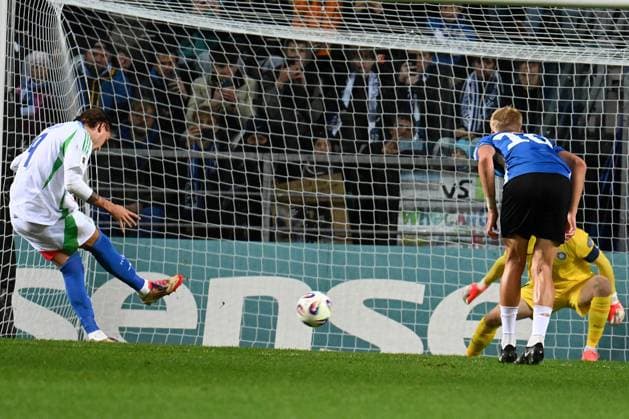 CALCIO - FIFA Mondiali - Qualifiers - Estonia vs Italy Penalty missed by Mateo Retegui during Qualifiers - Estonia vs Italy, FIFA World Cup, WM, Weltmeisterschaft, Fussball match in Tallin, Estonia, October 11 2025 Tallin Estonia  Copyright: xIPAxSport ABACAx